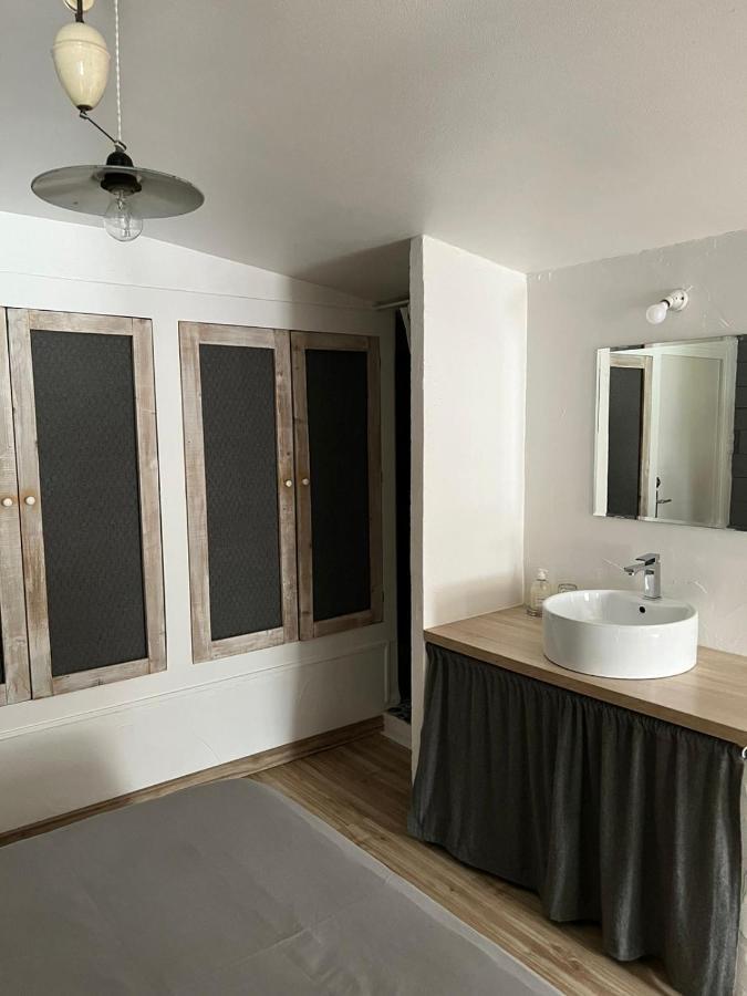 Les Chambres De Pauline Avec Spa Et Climatisation อัลแบร์วิลล์ ภายนอก รูปภาพ